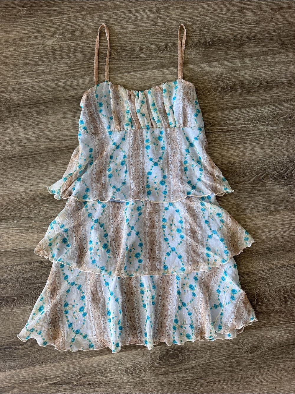 Y2K 2000s Rampage tiered sleeveless fairy mini dress cream blue floral medium